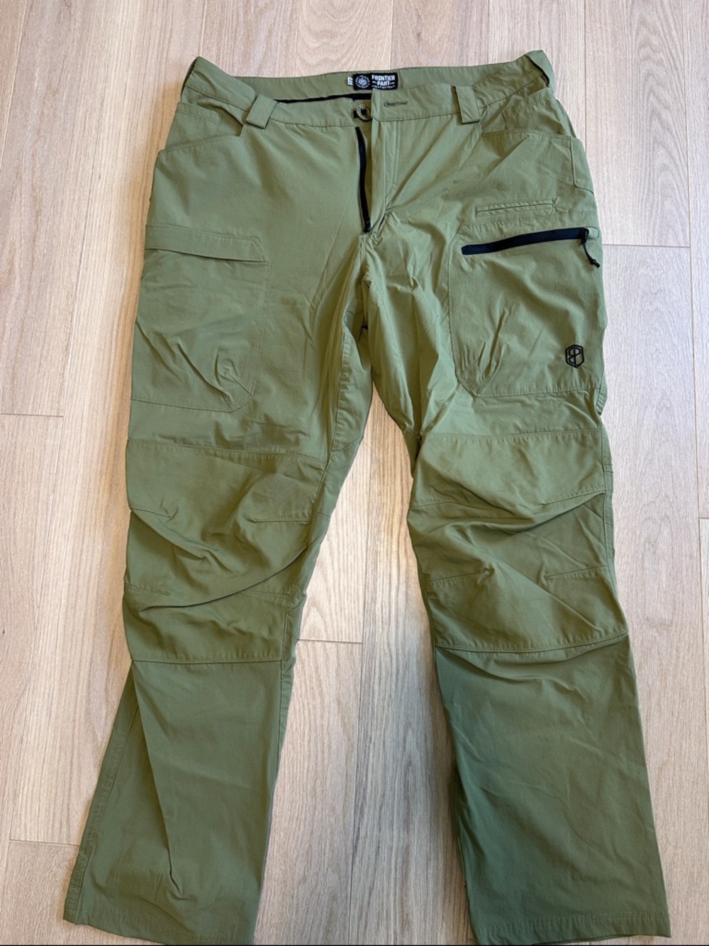 Born Primitive 38, Men's Olive Green Tactical Cargo Pants - Outdoor Performance